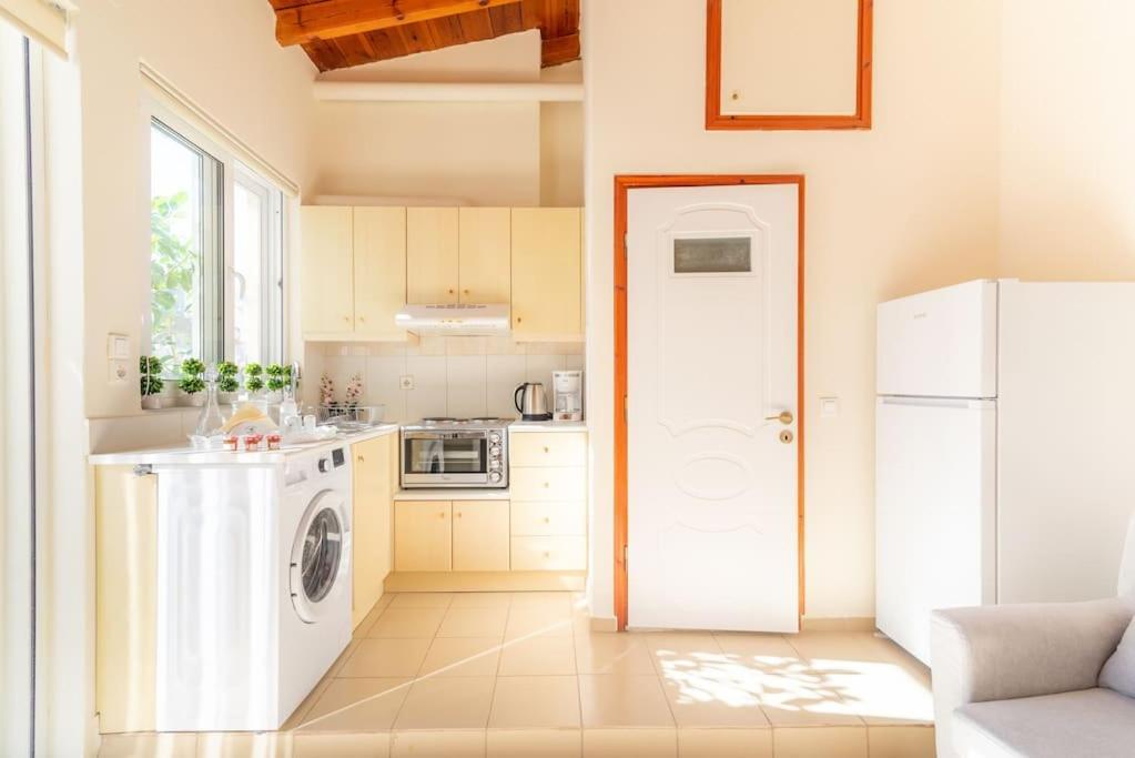 Cozy Apartment In The Heart Of City Center Heraklion  Екстер'єр фото